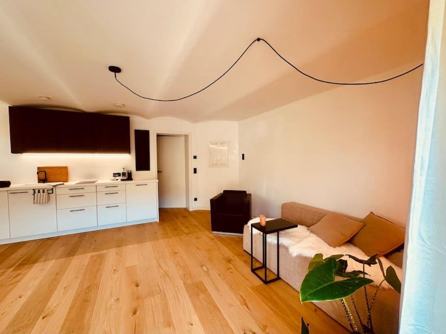 2 Sindelfingen Boeblingen Calw Apartment *